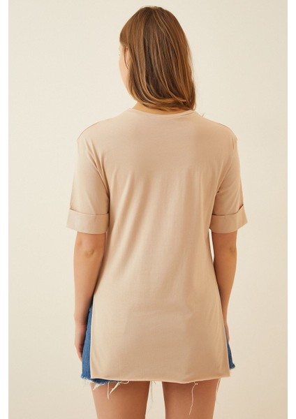 Kadın Bej Bisiklet Yaka Yandan Yırtmaçlı Kolu Katlı Oversize Örme T-Shirt HZL22S-BD143251 modelleri