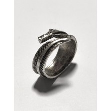 The Collection Yaprak Tüy Figürlü Ayarlanabilir Yüzük