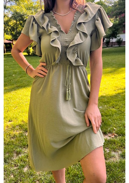 Kadın Yaka ve Kolları Fırfırlı Bağlama Detaylı Ayrobin Elbise NB10050 modelleri