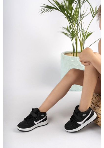 Erkek Çocuk Mevsimlik Spor Ayakkabı Suni Deri Kaymaz Taban Boğazlı Cırt Cırtlı ve Bağcıklı fırsatları