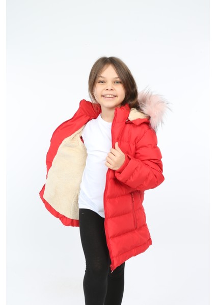 Kırmızı Renkli Çıkarılabilir Kapüşonlu ve Kürklü Şişme Kız Çocuk Montu fırsatları