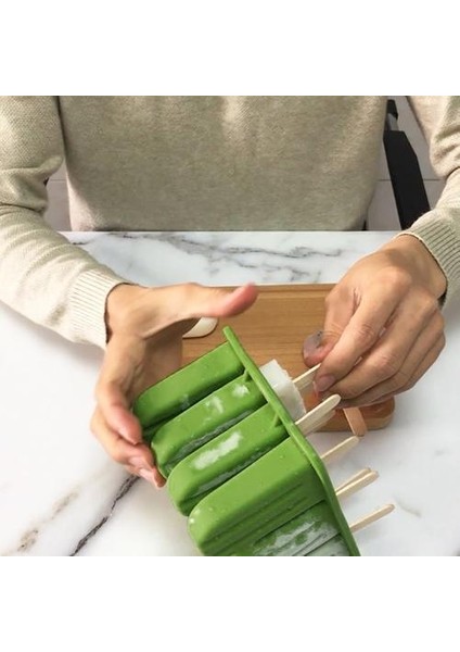 Silikon Buz Popsicle Maker 12 Boşluklar Ev Yapımı Popsicle Kalıpları Şekilleri Buz Küp Tepsisi ile Buz Tepsileri WY527 | Dondurma Küvetleri (Yeşil)