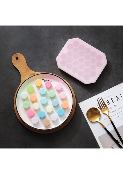 27 Hücreler Petek Şekli Silikon Buz Küpü Kalıp Gıda Sınıfı Silikon Petek Kapaklı Ice Cube Maker Ev Ice Cube Tepsisi | Dondurma Küvetleri (Pembe)