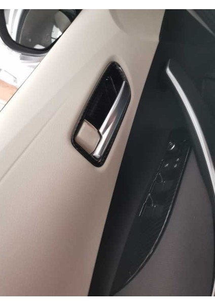 TOYOTA COROLLA 2019+ KAPI KOLU İÇ KAPLAMA - KARBON modelleri