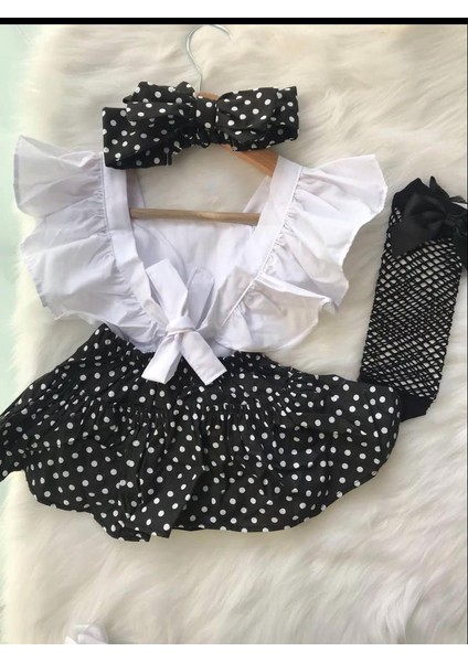 Kız Bebek Puantiye Tulum Bandana ve Çorap Seti fiyatları