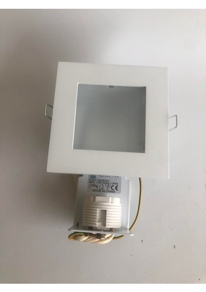 Sıva Altı Plc Spot Armatür 13 Watt 10,5X10,5X7 cm fiyatları