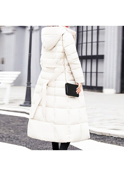 Günlük Kışlık Tam Boy Şişme Kadın Mont BT180BEYAZ modelleri