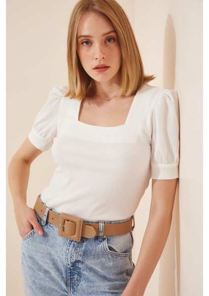 Kadın Beyaz Kare Yaka Örme Bluz HZL22W-BD104091 fiyatları