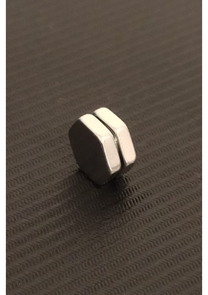 Gümüş Altıgen Mıknatıslı Erkek Küpe 1 Adet 8 mm Mıknatıs Çelik Manyetik