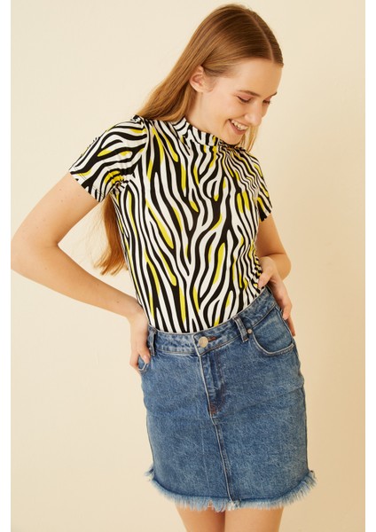 Kadın Sarı Siyah Zebra Desenli Kısa Kol Bluz