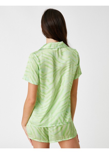 Baskılı Pijama Üstü Düğmeli Kısa Kollu