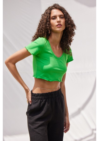 V Yaka Crop Top Yeşil