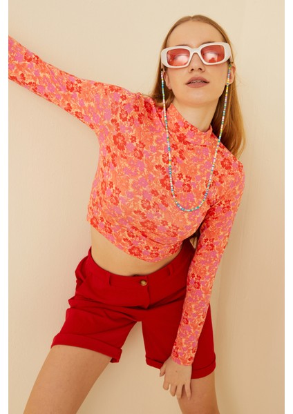 Kadın Pembe Kır Çiçeği Desenli Uzun Kol Crop Bluz modelleri