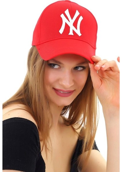 Kırmızı Cap Beyaz Nakışlı Unisex Erkek Kadın Şapka cp220