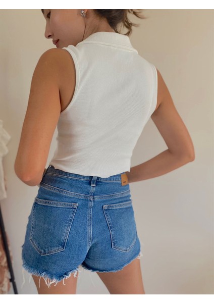 Enna Kolsuz Yaka Detay Crop Bluz fırsatları