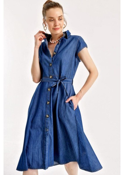 Kadın Denim Kısa Kollu Boydan Düğmeli Beli Kuşaklı Kot Gömlek Elbise HZL22S-BD121761 fırsatları