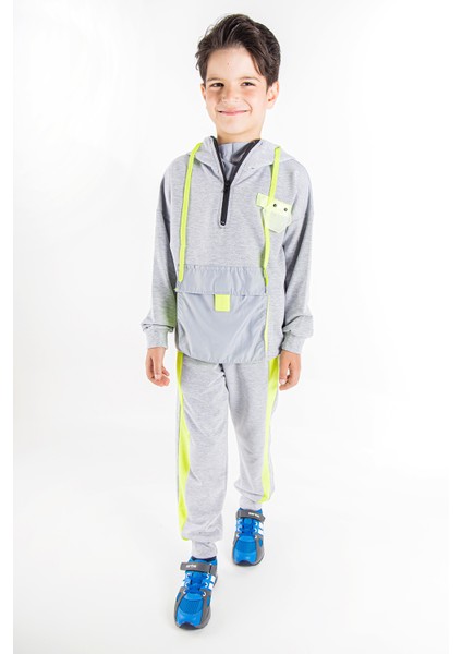 Neon Detaylı Kapüşonlu Erkek Çocuk Eşofman Takımı modelleri