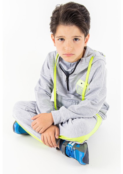 Neon Detaylı Kapüşonlu Erkek Çocuk Eşofman Takımı indirimleri