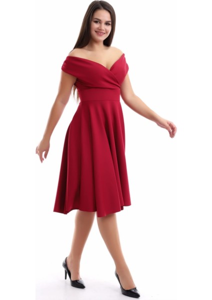 Saks Mavisi Kayık Yaka Elbise F107