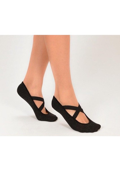 Kaydırmaz Taban Siyah Çapraz Plates Yoga Çorabı