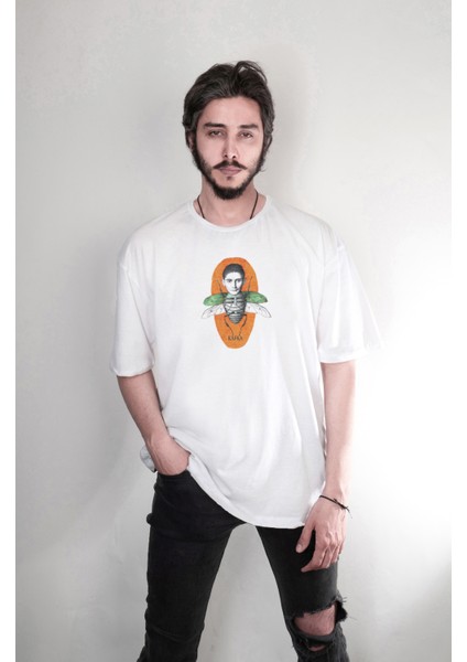 Franz Kafka Dönüşüm Minimal Baskılı Özel Tasarım Oversize Unisex Tişört