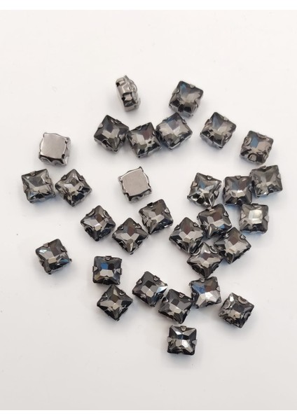 8x8 mm Kasalı Dikme Kare Füme Cam Taş 20 Adet