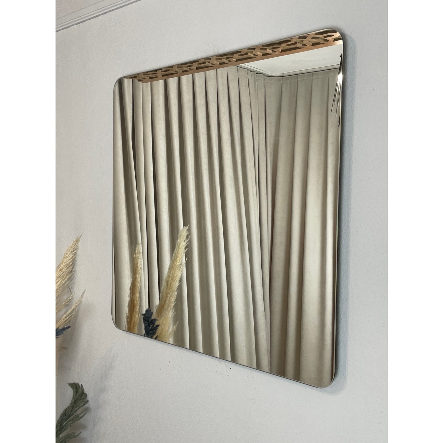 Mirror Land Dekoratif Duvar Aynası / Dresuar Üstü Ayna 60 x Fiyatı