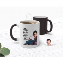 BK Kişiye Özel Erkek Her Şey Yolundaymış Gibi Karikatürlü Sihirli Kupa Bardak-2