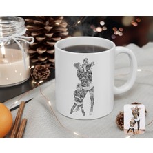 BK Kişiye Özel Tam Boy Karakalem Anne Kız Oğul Karikatürlü Beyaz Kupa Bardak-1