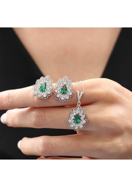 Pırlanta Montür Lotus Çiçeği Sentetik Zümrüt Sadelik Mührü Gümüş Mini Set