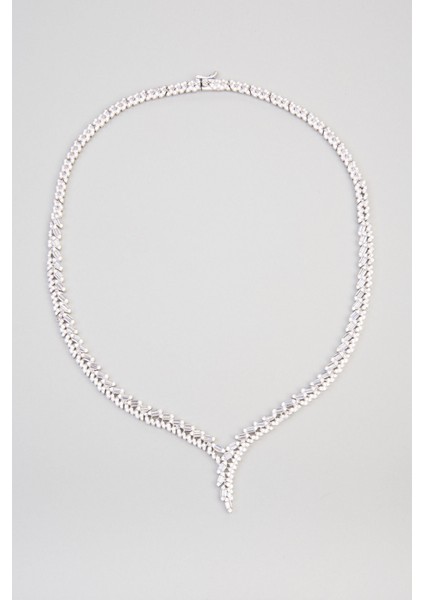 Baget Taşlı 18 Ayar Beyaz Altın Kaplama 42 cm Gümüş Gerdanlık fiyatları