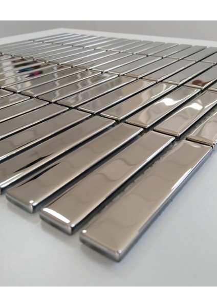 , Mutfak Tezgah Arası ve Iç Dekorasyon Için Kristal Cam Mozaik. Cam Ölçüsü: 15x73x4 mm. File ölçüsü: 30x30 cm. ( 1 m2 fiyatıdır )