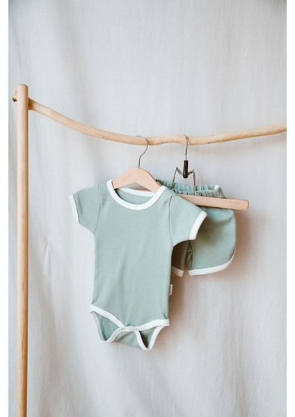 Summer Vibes Çıtçıtlı Body ve Şort 2'li Takım