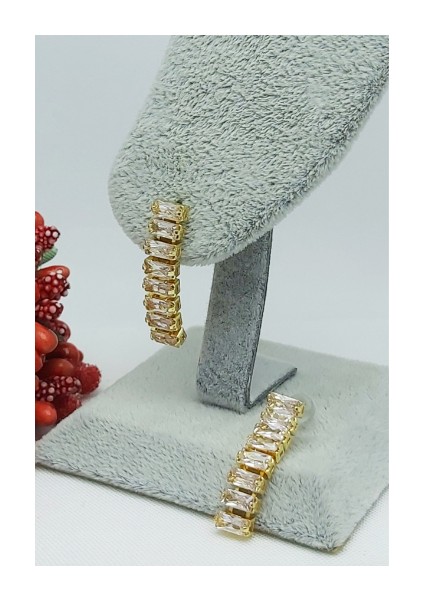 Rose Altın Baget Taşlı Özel Seri Kararmaz Çelik Küpe 2,5cm
