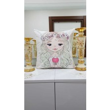 Körfez Kırlent Beyaz Kalbi Kırılmış Kız Resimli Dekoratif Kırlent Kılıfı