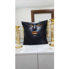 Körfez Kırlent Siyah Renk Kadın Görselli Dekoratif Kırlent Kılıfı
