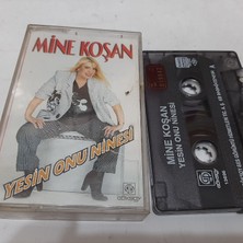Bozmüzik Mine Koşan Yesin Onu Ninesi Cam Baskı