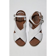 Bueno Shoes Beyaz Deri Kadın Düz Sandalet