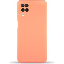 Caseart Samsung Galaxy M33 Kapak Içi Kadife Kamera Korumalı Lansman Silikon Kılıf - Turuncu