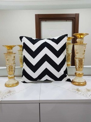 Körfez Kırlent Siyah & Beyaz Zig Zak Geometrik Desenli Dekoratif Kırlent Kılıfı