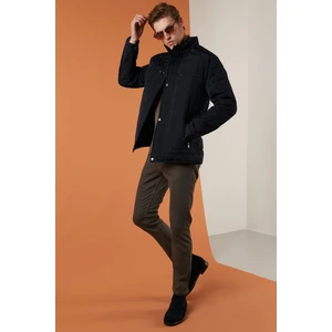 Regular Fit Fermuarlı Cepli Dik Yaka Şişme Mont Erkek Mont 5840014