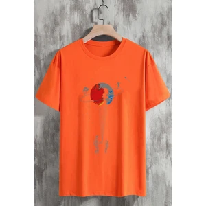 Evren Temalı Tasarım Tshirt