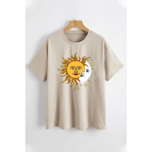 Evren Temalı Tasarım Tshirt