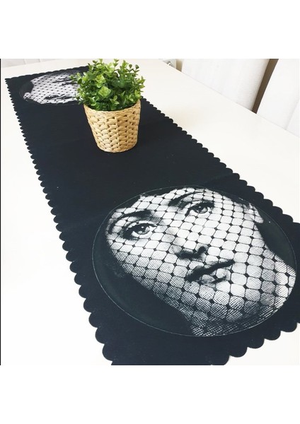 Trend Yüzler Dekoratif Runner Örtü 40X140CM