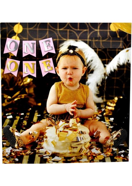 One Yazılı Pembe Üzeri Gold Renk Doğum Günü Banner Yazı