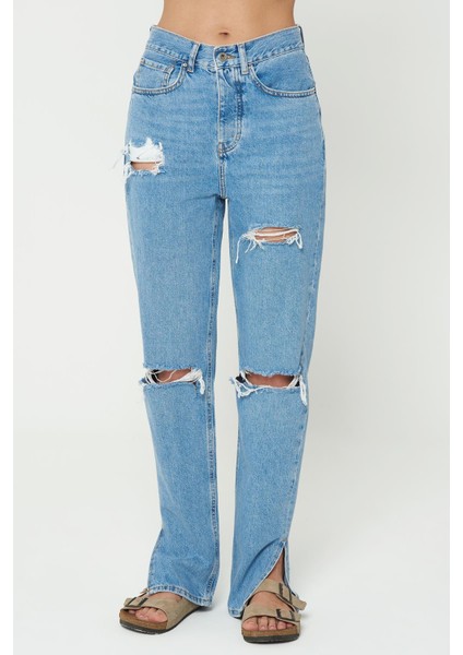 Diana Açık Mavi Yüksek Bel Paçası Yırtmaçlı Yıpratmalı Düğmeli Dad Straight Fit Jean Pantolon C 4517-060 fiyatları