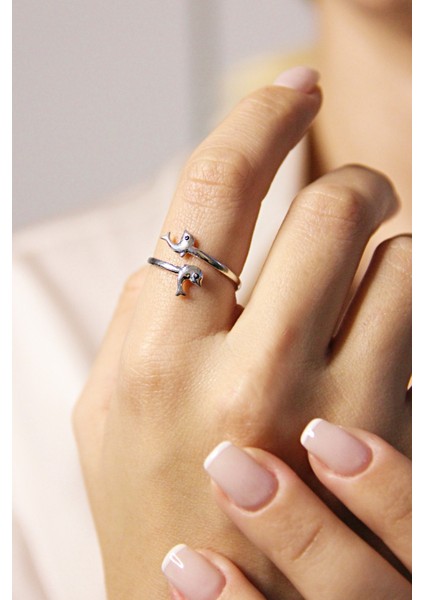 925 Ayar Gümüş Yunus Figürlü Yüzük - Y012501 fiyatları