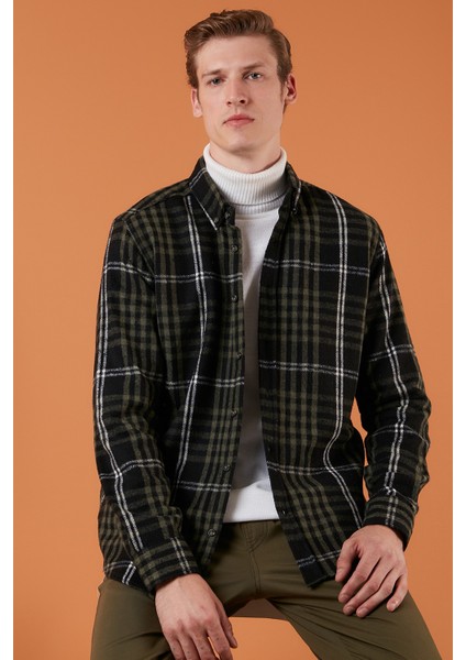 Pamuklu Ekoseli Slim Fit Düğmeli Yaka Gömlek Erkek Gömlek CF23W114653