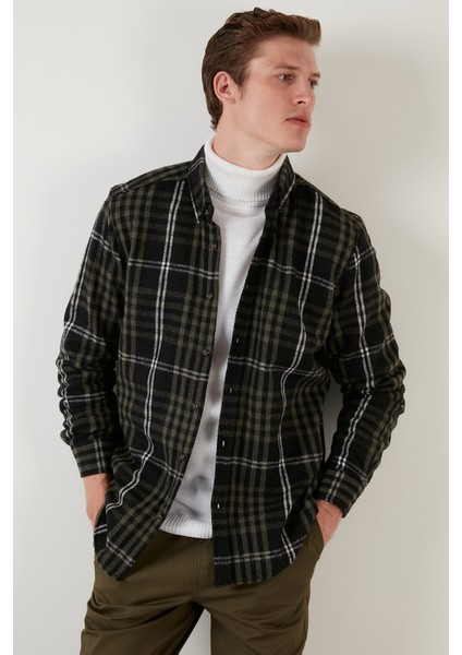 Pamuklu Ekoseli Slim Fit Düğmeli Yaka Gömlek Erkek Gömlek CF23W114653