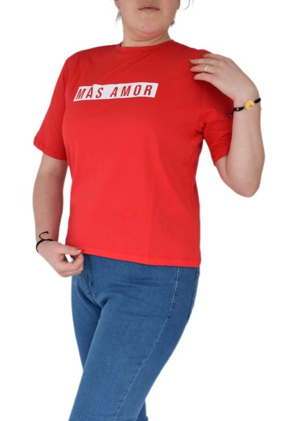 Kadın Kırmız Sıfır Yaka Baskılı Tişört BGL-ST02096